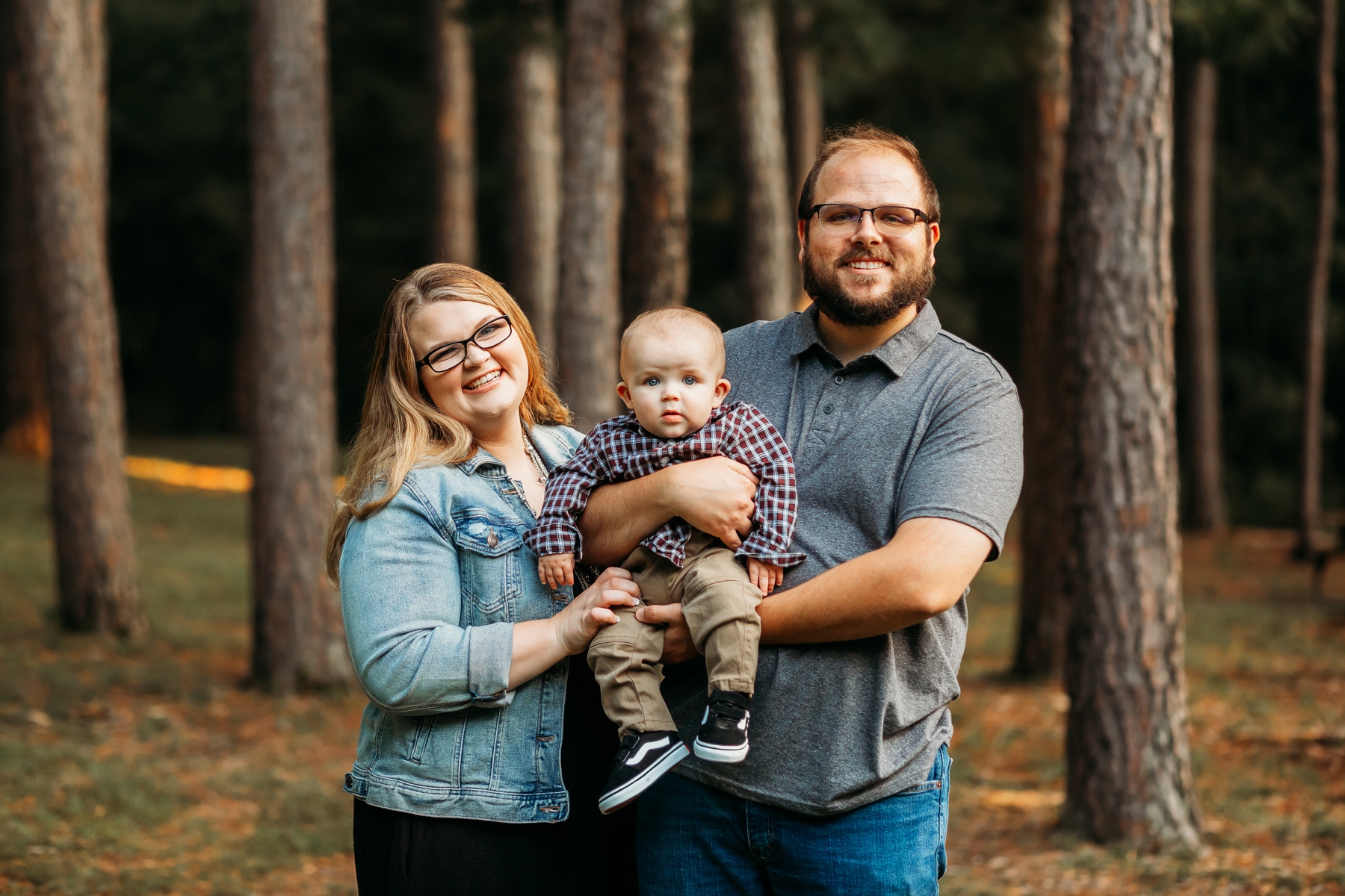 Lynde Family Portraits Brittany Jewell Photography Knob Noster State Park Missouri Warrensburg Knob Noster Woods Outdoor 