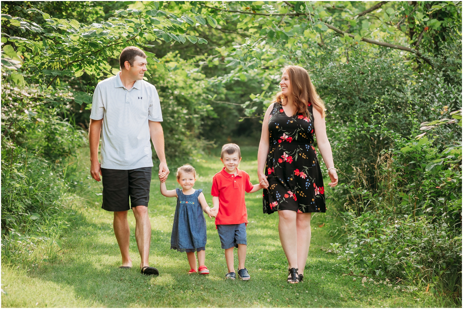 Eaton Family Pertle Springs Missouri Warrensburg Brittany Jewell Photography